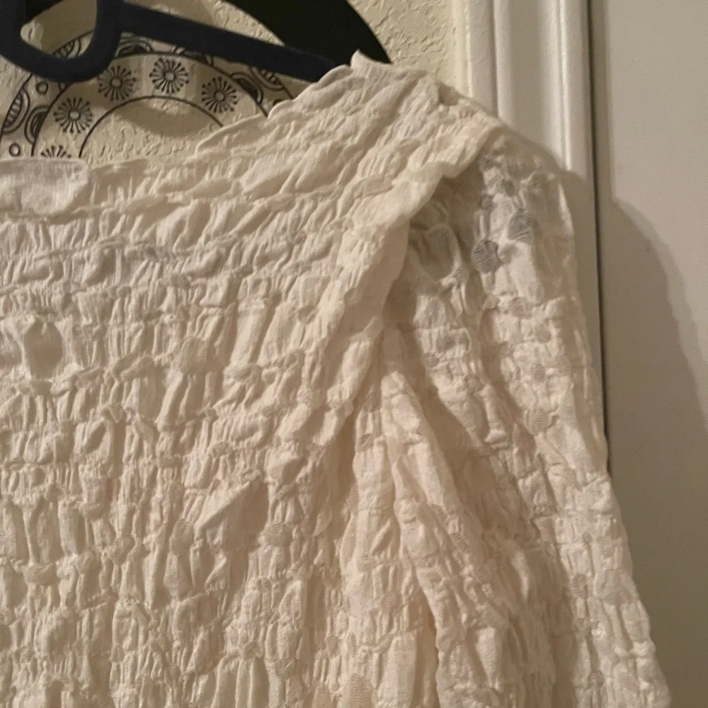 Tribal Womens white textured top size Large pre-owned